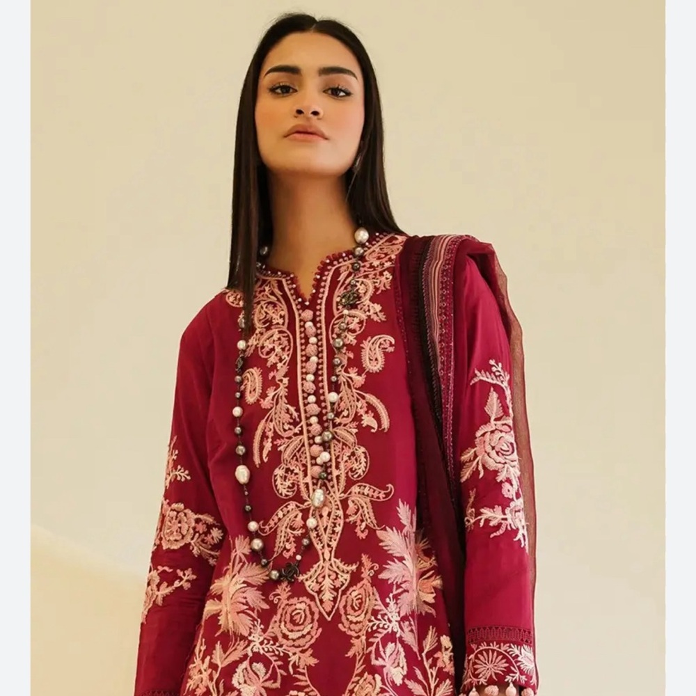 Pakistani Indian Designer Wear Summer Lawn - image 2